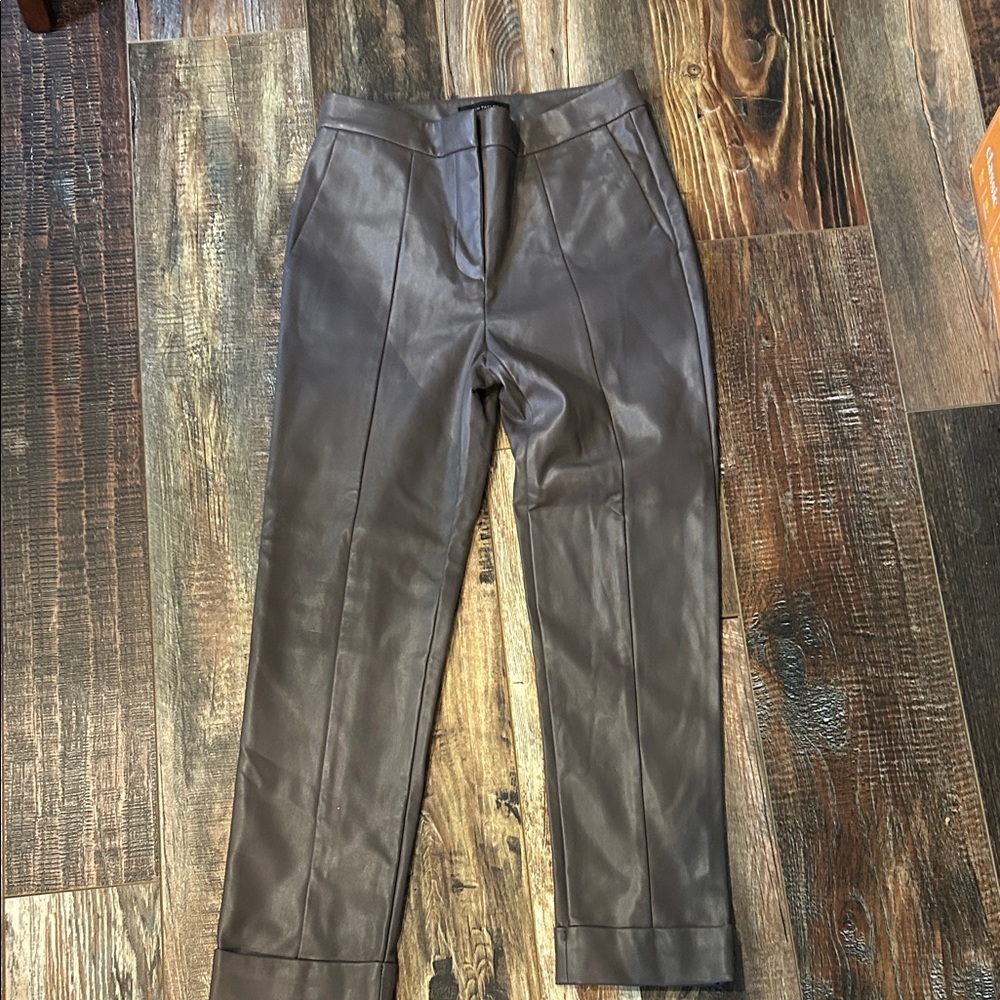 Ann Taylor women’s taupe pleather dress pants size 2 NWT